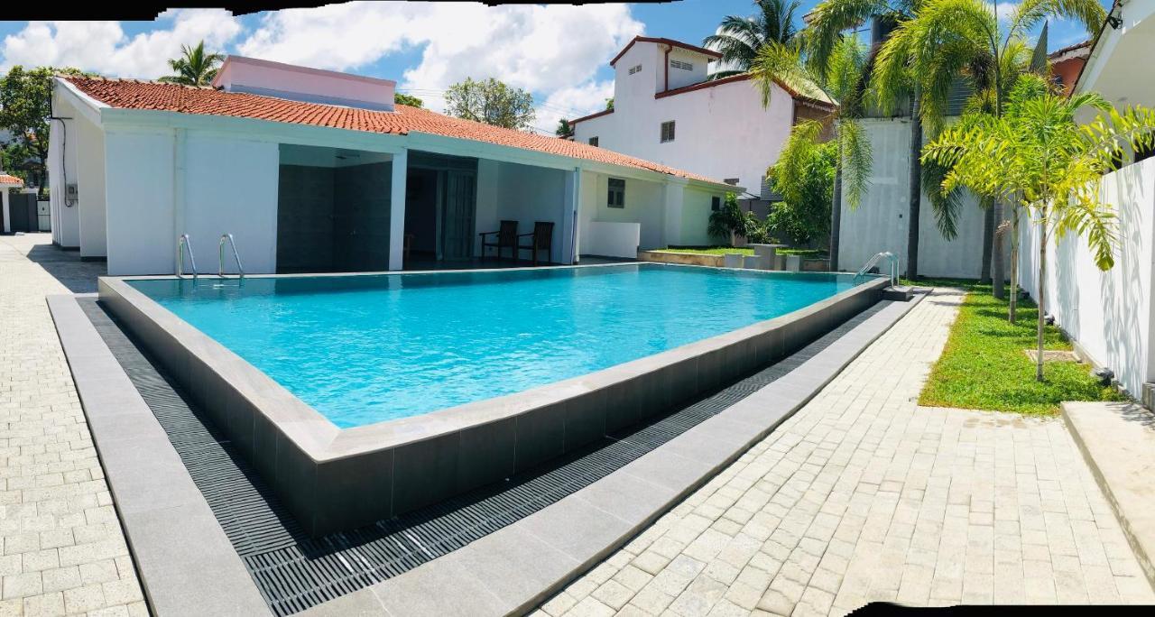 Bony'S Holiday Inn Negombo Dış mekan fotoğraf