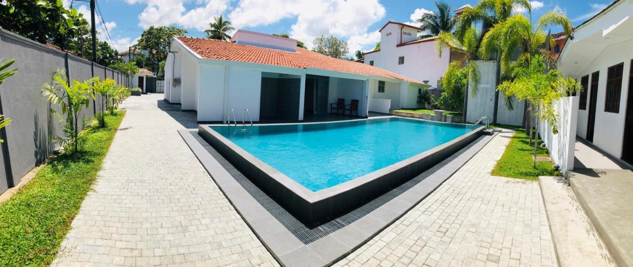 Bony'S Holiday Inn Negombo Dış mekan fotoğraf